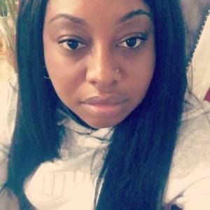 Meet your Posher, Cinzia